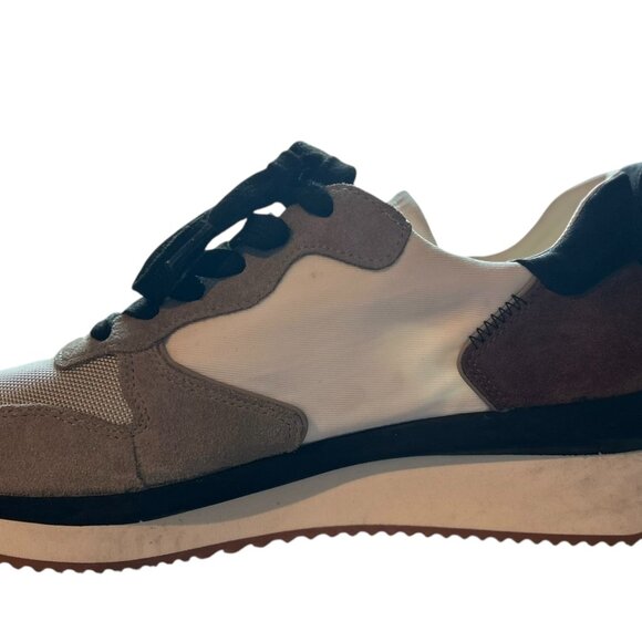 Men's GUESS Adax Sneaker-Size 9-Suede & Canvas Top-Lace Up-In Great Shape - Picture 10 of 11